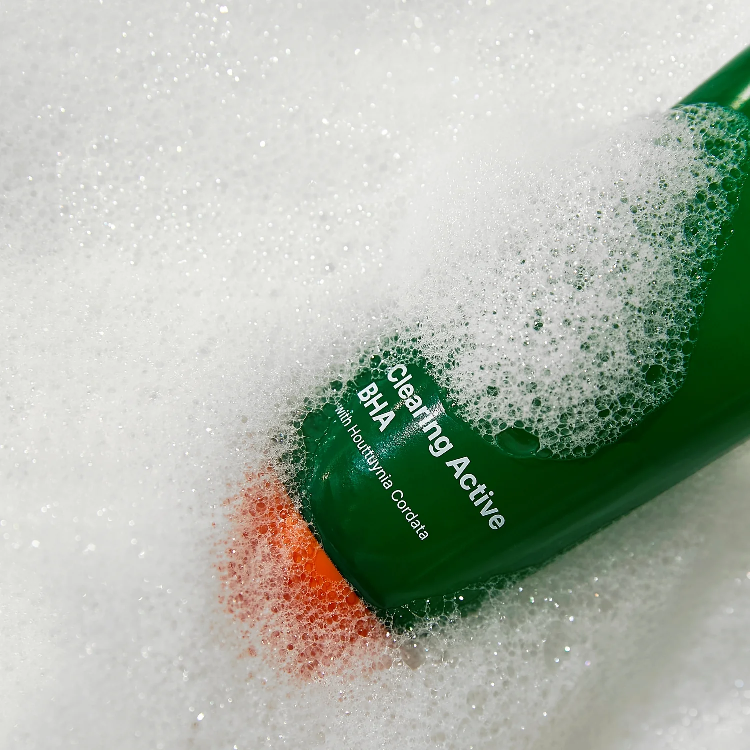 A Clearing Active BHA Facial Gel Cleanser - Image 9